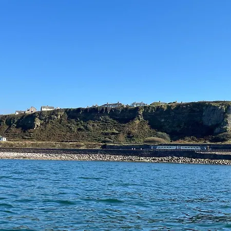 Sea View Solway Firth Cumbria 3 Bedrooms * Parton (Cumbria)